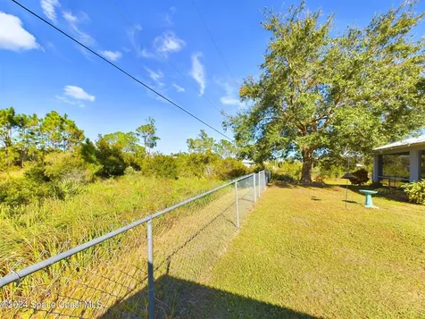1055 Wesberry Street SE Palm Bay FL 32909