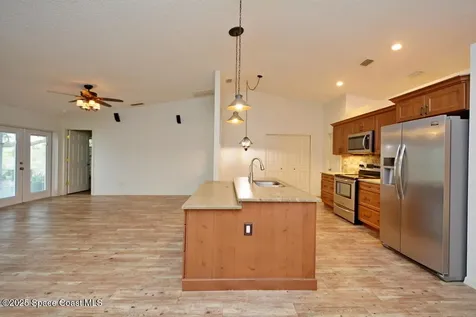 1055 Wesberry Street SE Palm Bay FL 32909