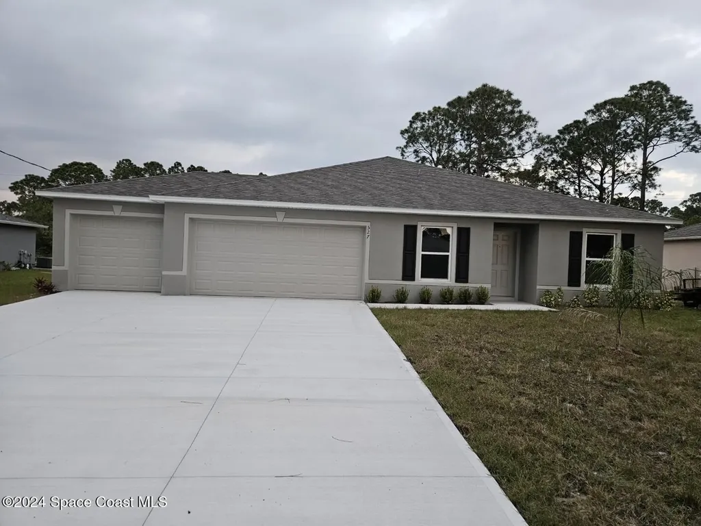 527 Poplar Street SE Palm Bay FL 32909