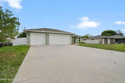 1084 Sally Street SE Palm Bay FL 32909
