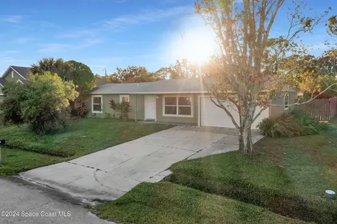 412 El Dorado Avenue SE Palm Bay FL 32909