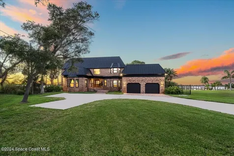 1316 S Riverside Drive Indialantic FL 32903
