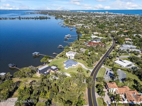 1316 S Riverside Drive Indialantic FL 32903