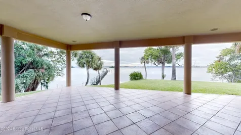 401 Swann Grove Lane Merritt Island FL 32952