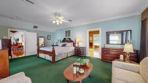 401 Swann Grove Lane Merritt Island FL 32952