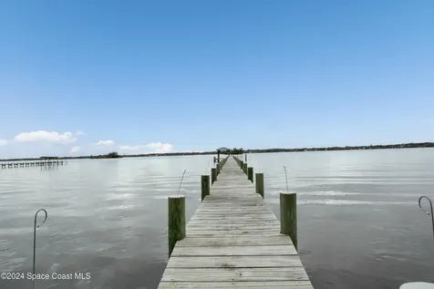 401 Swann Grove Lane Merritt Island FL 32952