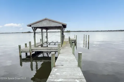 401 Swann Grove Lane Merritt Island FL 32952