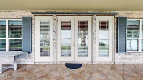 401 Swann Grove Lane Merritt Island FL 32952