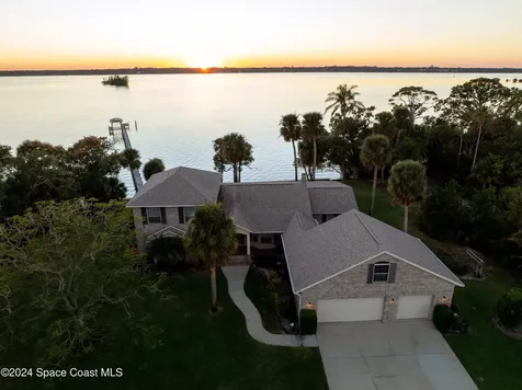 401 Swann Grove Lane Merritt Island FL 32952