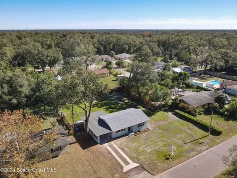 611 S Montgomery Avenue Deland FL 32720