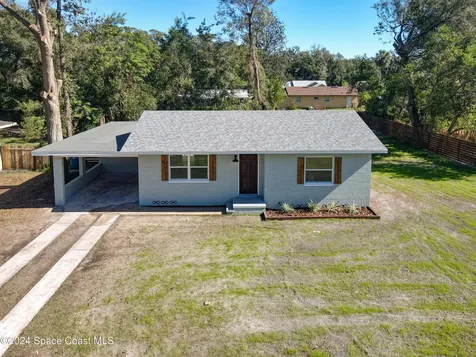 611 S Montgomery Avenue Deland FL 32720