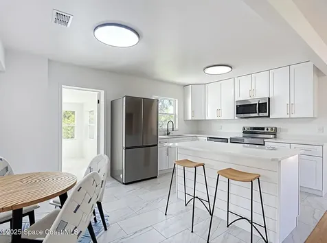 611 S Montgomery Avenue Deland FL 32720