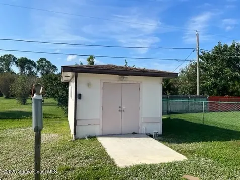 1065 Seamist Lane Sebastian FL 32958