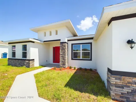 542 Lambright Street SW Palm Bay FL 32908