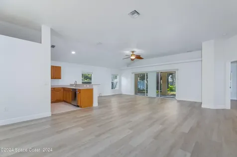 893 Tavernier Circle NE Palm Bay FL 32905