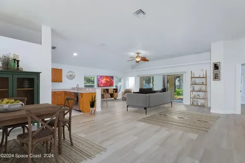 893 Tavernier Circle NE Palm Bay FL 32905