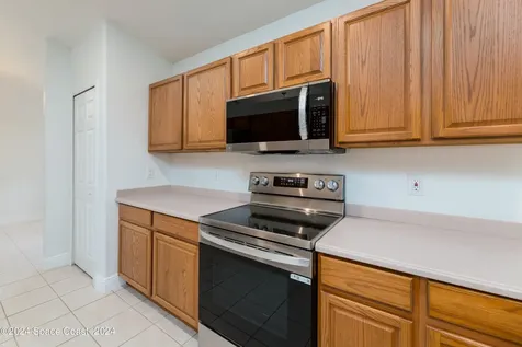 893 Tavernier Circle NE Palm Bay FL 32905