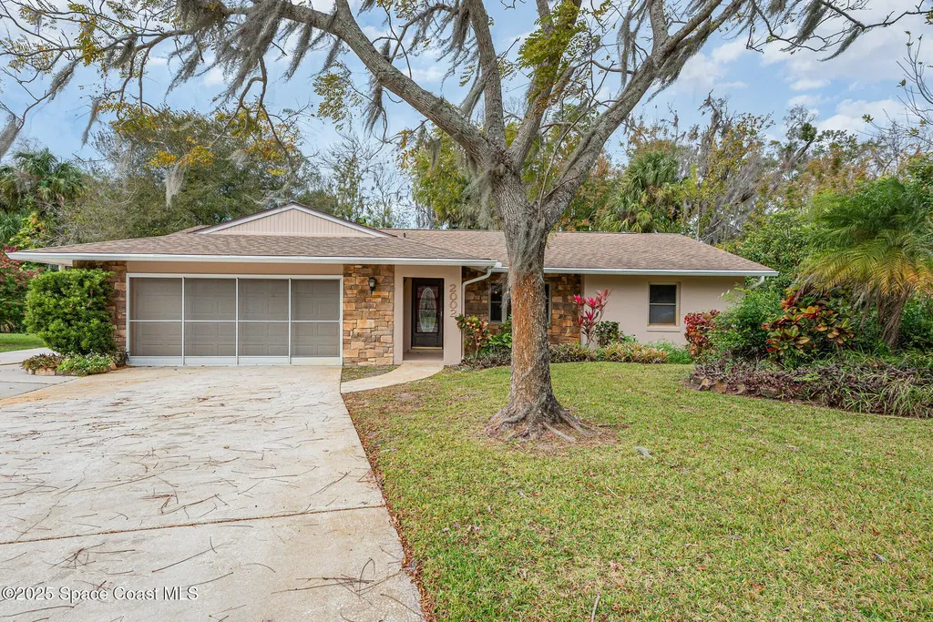 2002 King Richard Drive Titusville FL 32796