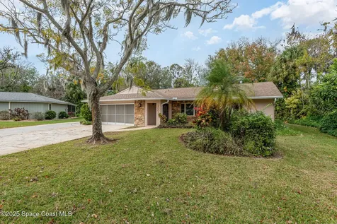 2002 King Richard Drive Titusville FL 32796
