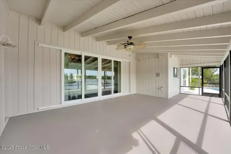 267 Via De La Reina Merritt Island FL 32953