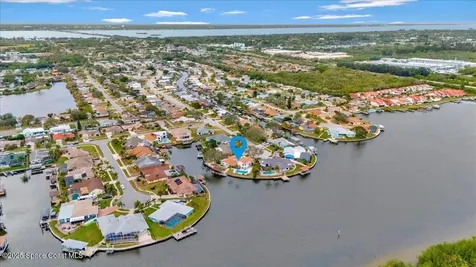 267 Via De La Reina Merritt Island FL 32953