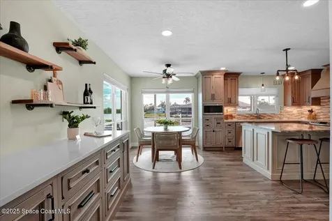 267 Via De La Reina Merritt Island FL 32953