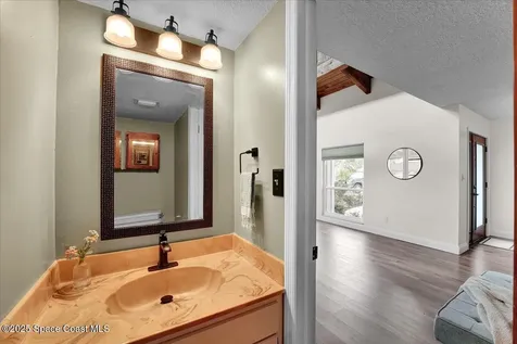 267 Via De La Reina Merritt Island FL 32953