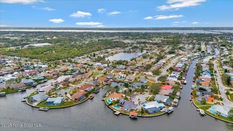 267 Via De La Reina Merritt Island FL 32953