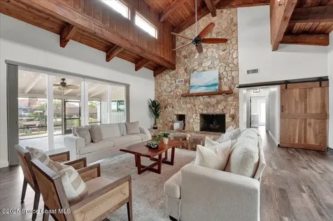 267 Via De La Reina Merritt Island FL 32953