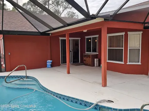 1326 Toy Street SE Palm Bay FL 32909