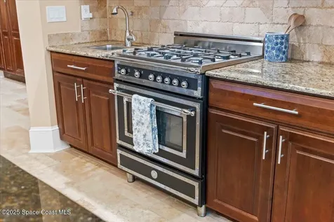 51 Bayshore Court Rockledge FL 32955