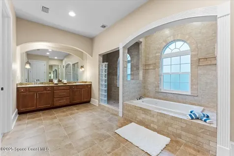 51 Bayshore Court Rockledge FL 32955