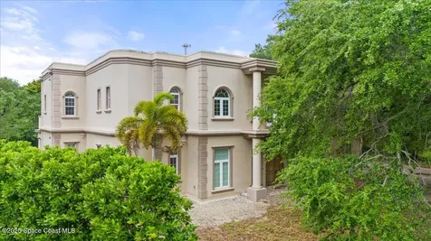 51 Bayshore Court Rockledge FL 32955