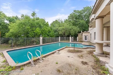 51 Bayshore Court Rockledge FL 32955