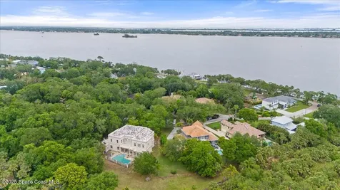 51 Bayshore Court Rockledge FL 32955