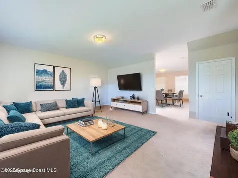 264 Wishing Well Circle SW Palm Bay FL 32908