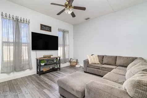 573 Lafayette Street SW Palm Bay FL 32908