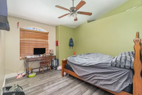 573 Lafayette Street SW Palm Bay FL 32908