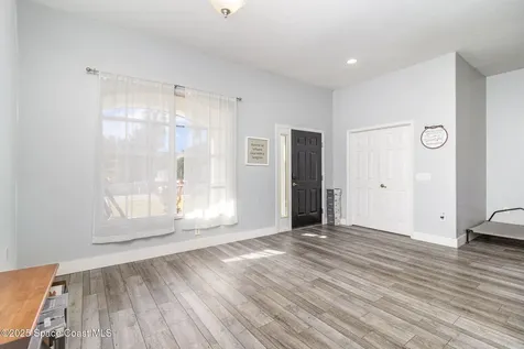 573 Lafayette Street SW Palm Bay FL 32908