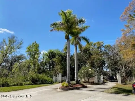 3042 Discovery Place Titusville FL 32796
