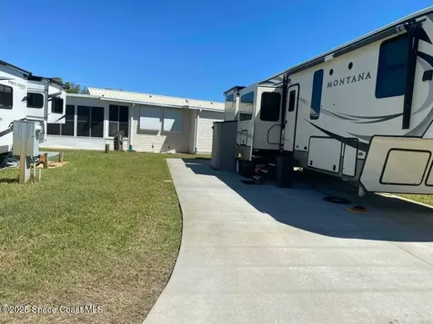 3042 Discovery Place Titusville FL 32796