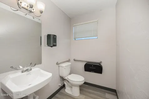 1332 Malabar Road SE Palm Bay FL 32907