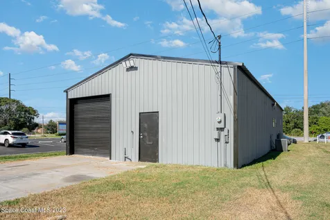 1332 Malabar Road SE Palm Bay FL 32907