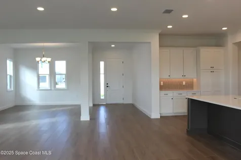 8695 Seymouria Way Melbourne FL 32940