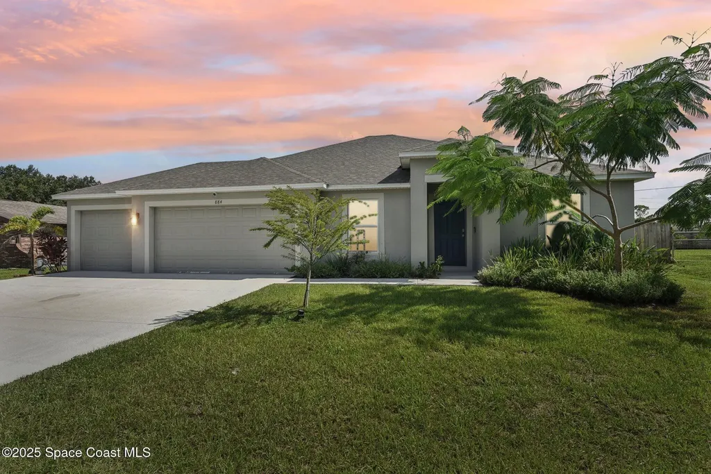 884 Lilac Street SE Palm Bay FL 32909