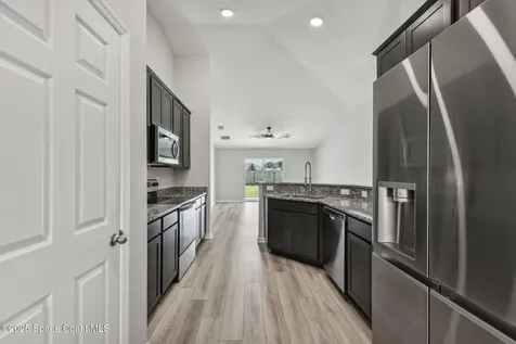 884 Lilac Street SE Palm Bay FL 32909