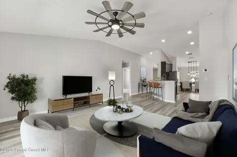 884 Lilac Street SE Palm Bay FL 32909