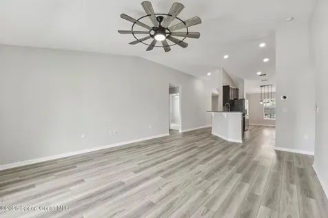 884 Lilac Street SE Palm Bay FL 32909
