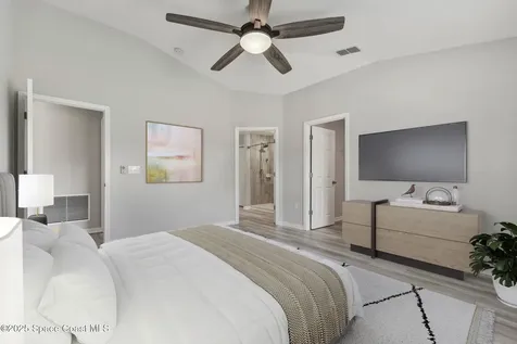 884 Lilac Street SE Palm Bay FL 32909