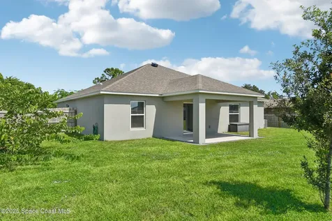 884 Lilac Street SE Palm Bay FL 32909